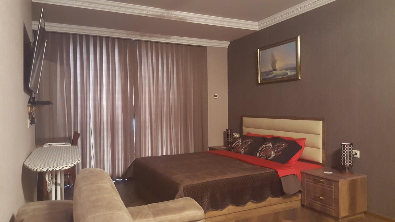 Mimino Apartment Deluxe First Line Batumi Exterior foto